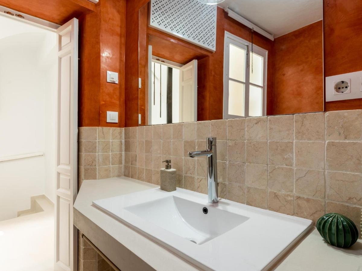 Unique Homes La Juderia Parking & Jacuzzi Siviglia Esterno foto